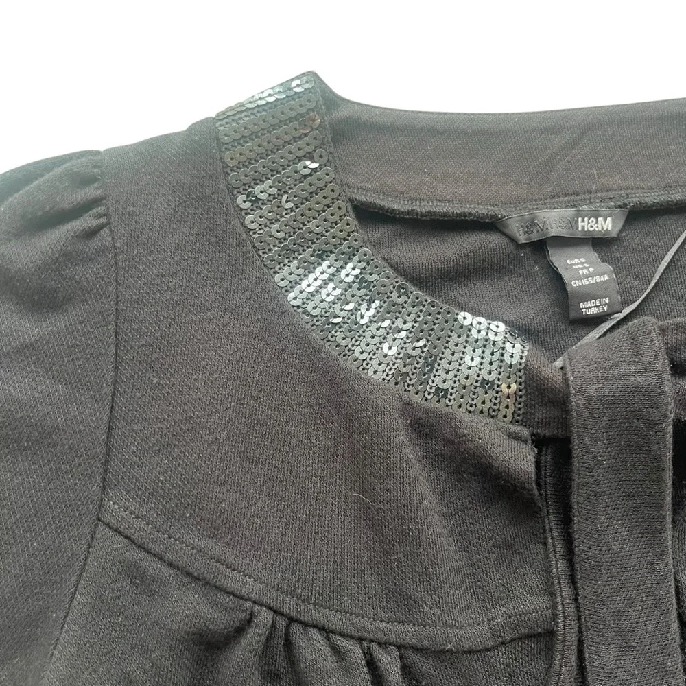 H&M Women’s Small Black Sequins Trim Short Puff Sleeve Tie Top Crop Y2K Cardigan